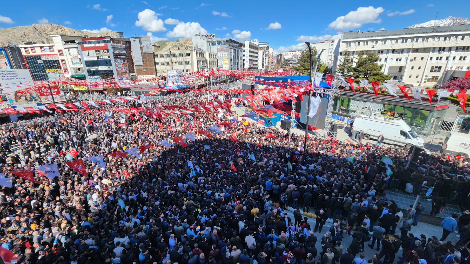 CHP Van'dan milletvekili çıkarabilir mi? Görseli