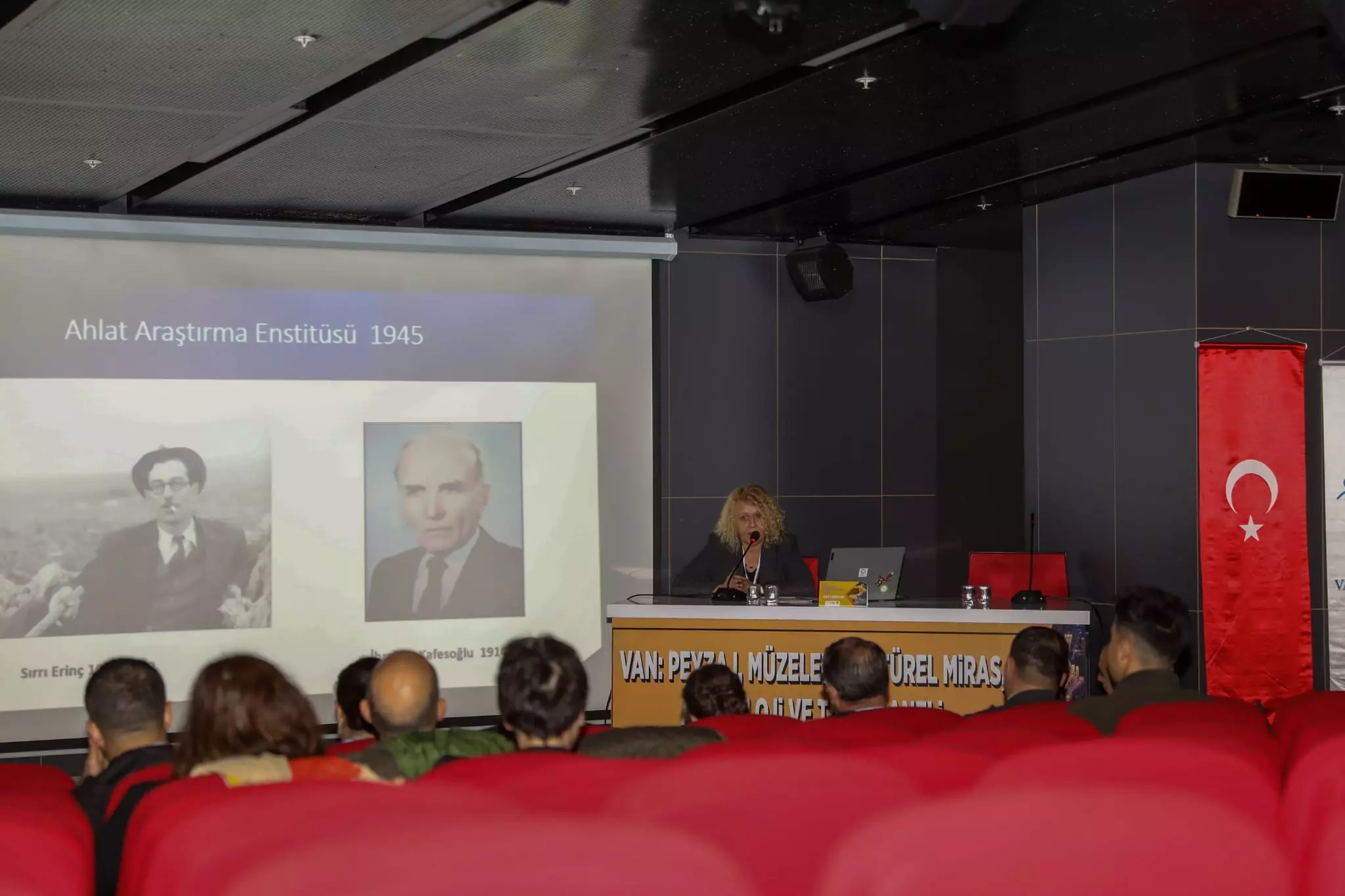 Van'da Arkeoloji ve Tarih paneli Görseli