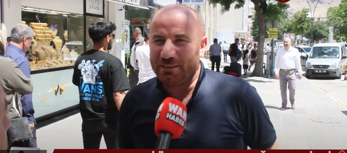 Vanlılar asgari ücret zammını değerlendirdi Görseli