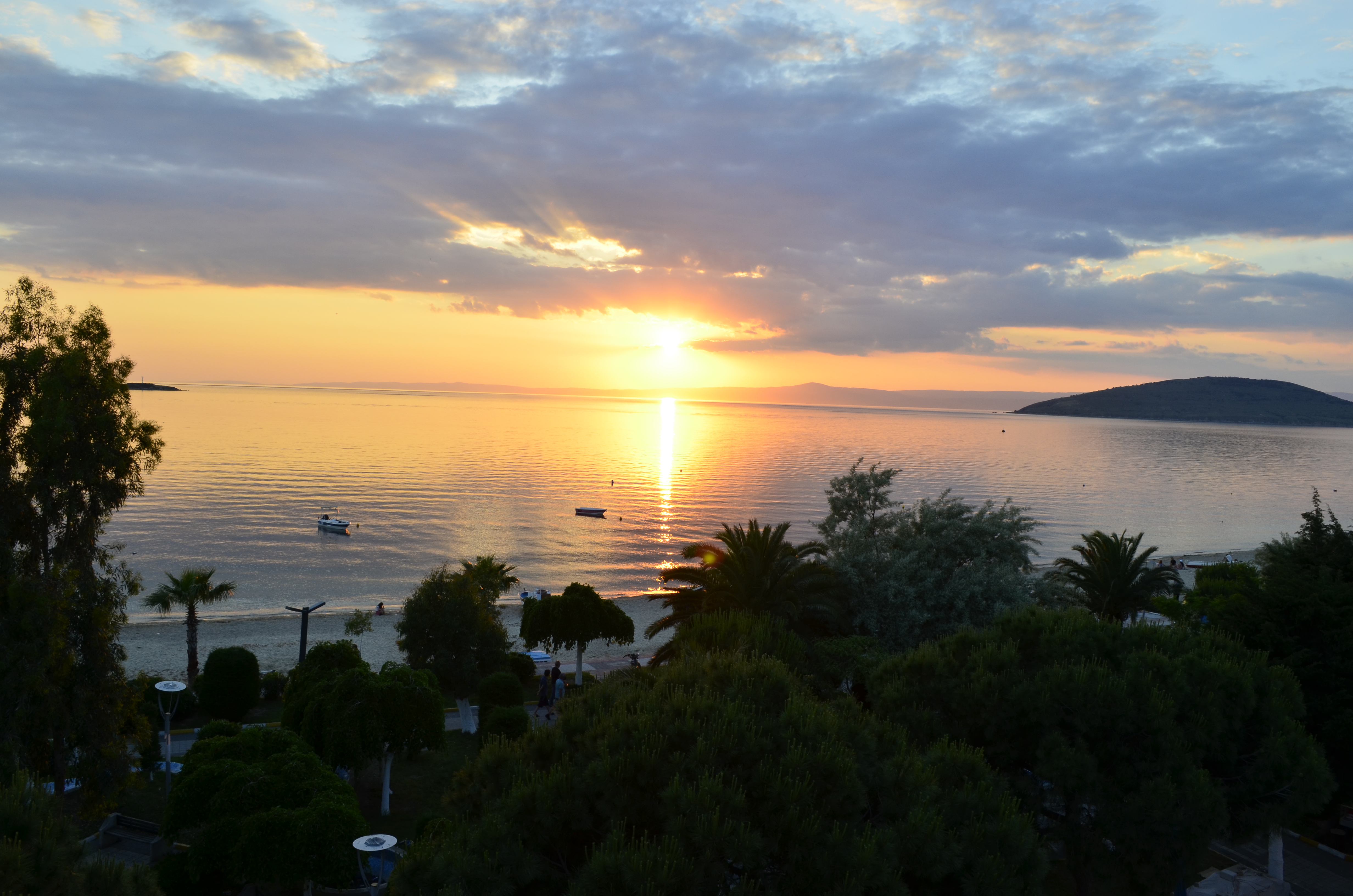 Avşa Adası Nerede, Tarihi ve Konaklama Hizmetleri Görseli