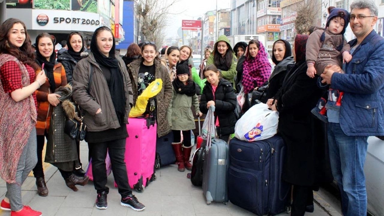 Van'da İranlılar gitti işler düştü! Görseli