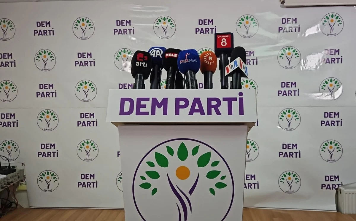 Yargıtay kararının ardından HEDEP'in yeni ismi DEM Parti oldu Görseli