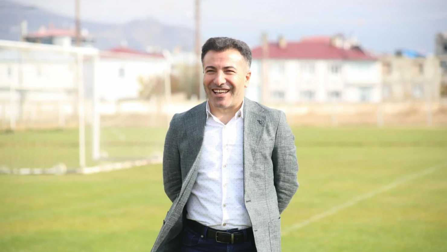 Vanspor As Başkanı Erol Temel istifa etti! Görseli