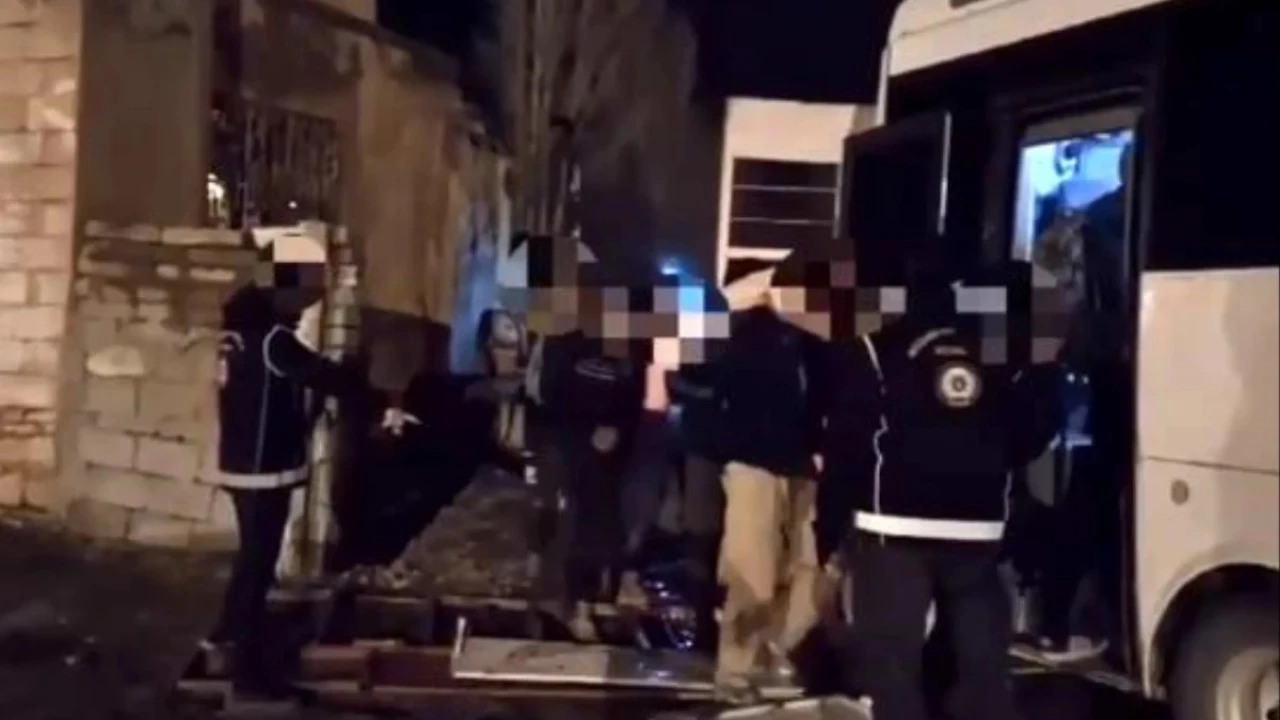 Van'da insan ticareti operasyonu: 7 tutuklama Görseli