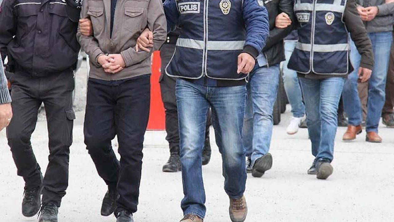 Van'da 10 kişi tutuklandı Görseli