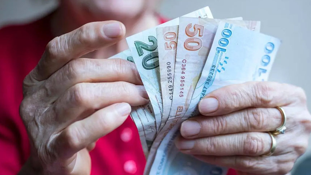 Emekli bayram ikramiyesine zam formülleri Görseli