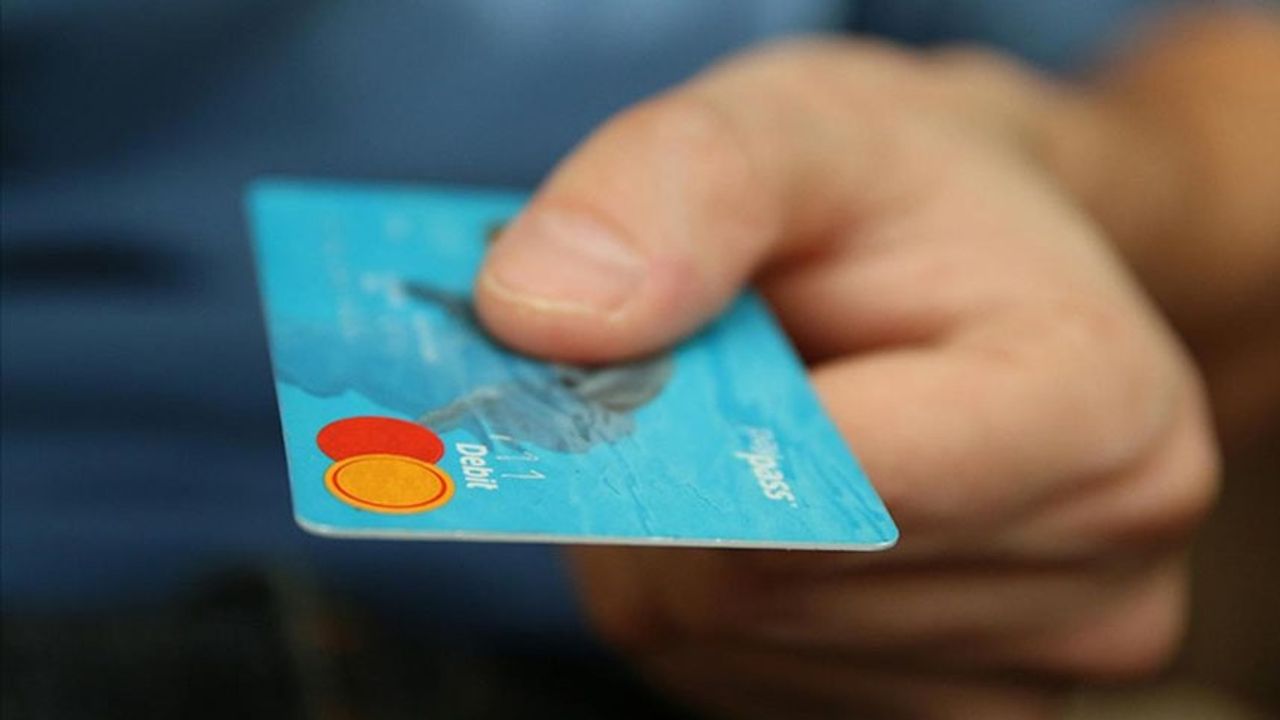 Banka kartlarında yeni dönem bugün başladı! Resmi Gazete'de yayımlandı Görseli