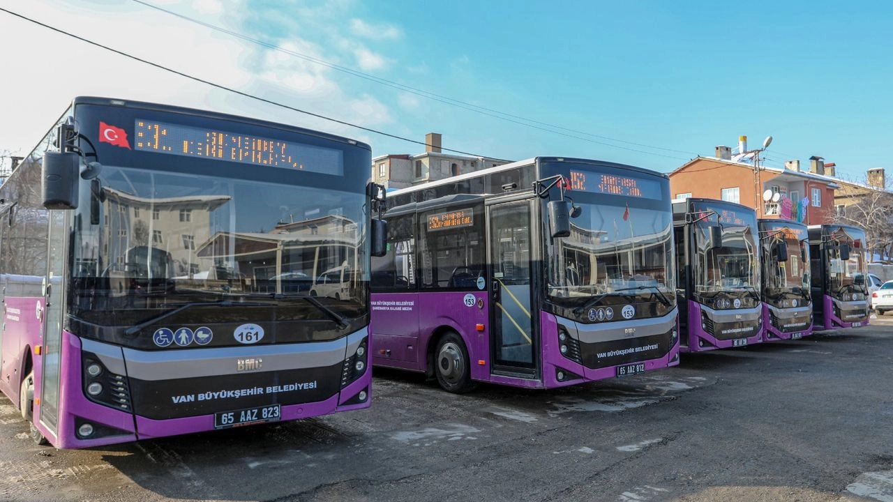 Van'da YKS'ye girecek öğrencilere ücretsiz ulaşım Görseli