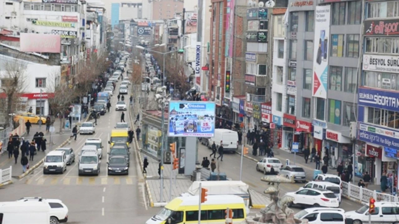 Van’da motorlu kara taşıtlarının sayısı belli oldu Görseli
