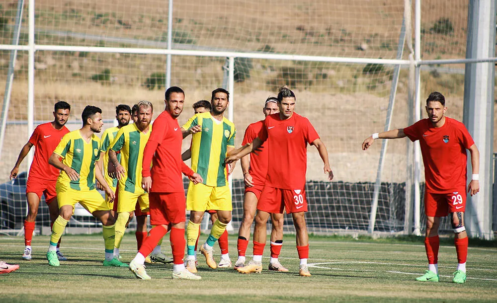 Vanspor ilk hazırlık maçını 3-0 kazandı! Görseli