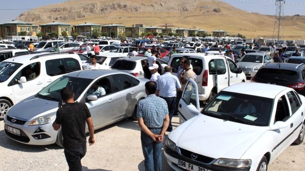 İkinci el oto pazarında son durum: Fiyat artışı yavaşladı Görseli