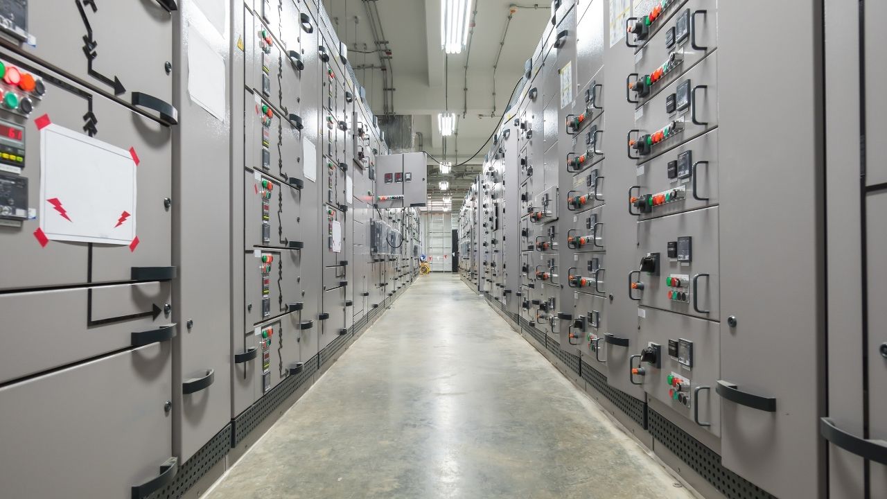 Eyopan: 10 Yıldır Elektrik, Yazılım ve Otomasyon Çözümlerinde Güvenin Adı Görseli