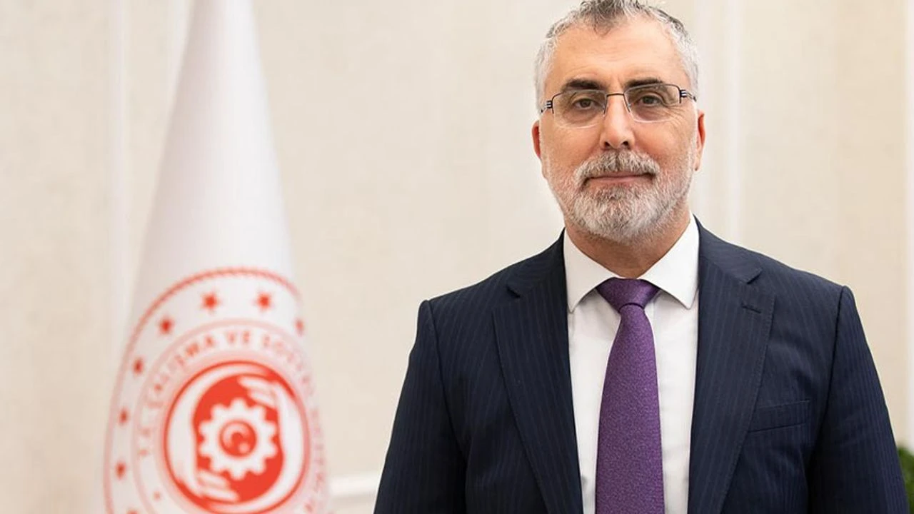 Asgari ücret ne kadar olacak? Hükümetten ilk açıklama geldi Görseli