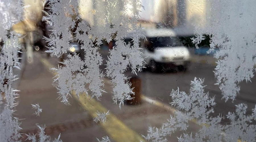 Meteoroloji Van için buzlanma ve don uyarısı yaptı! Görseli