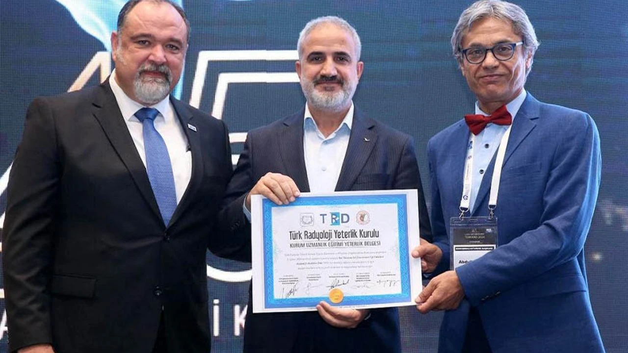 Van YYÜ Radyoloji Anabilim Dalı 5 yıl süreyle akredite edildi Görseli