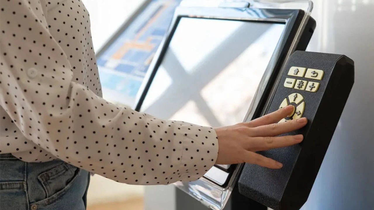 Elektronik seçim için adım atılıyor! YSK Başkanı Yener'den açıklama Görseli