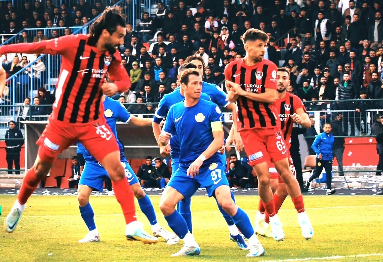 Kırmızı Grup’ta son durum! İşte sonuçlar ve puan durumu Görseli