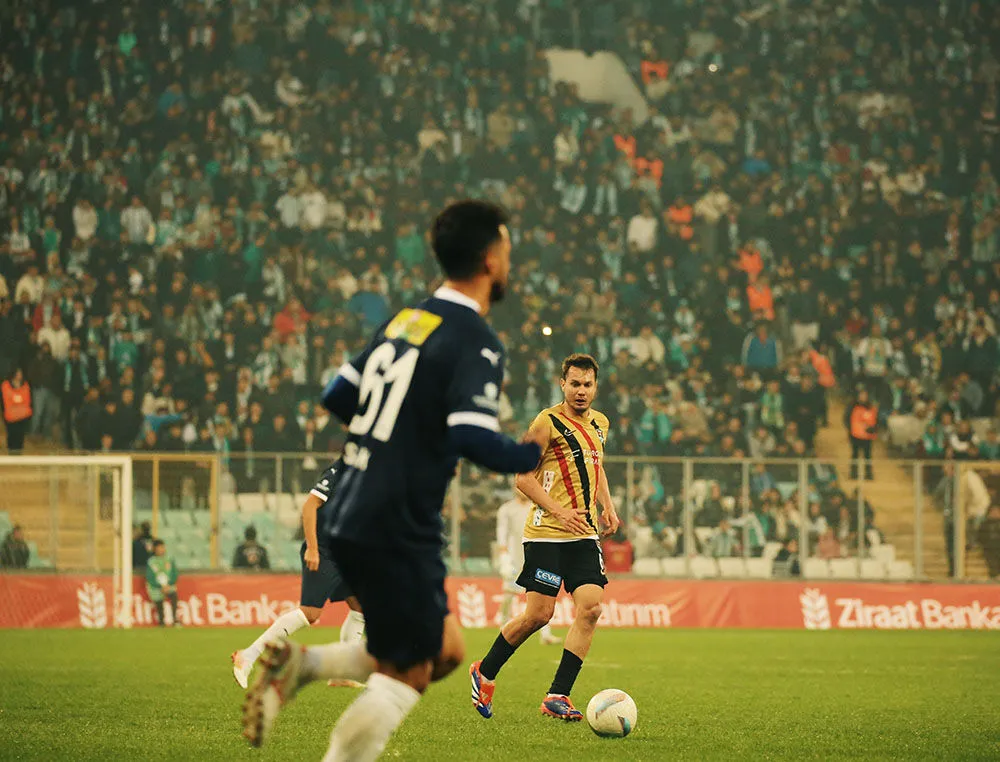 Vanspor, Bursaspor'un yenilmezlik serisine son verdi Görseli