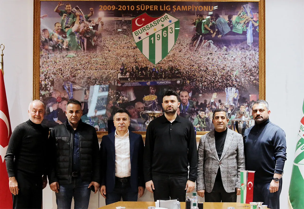 Bursaspor Başkanı Enes Çelik Vanspor yönetim kurulunu misafir etti Görseli