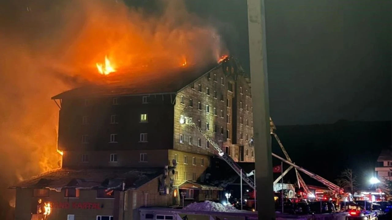 Bolu'daki otel yangının nedeni belli oldu Görseli
