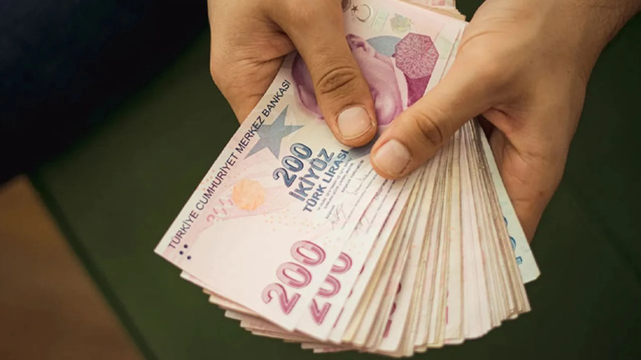SGK milyonları ilgilendiren kararı duyurdu! Artık erkekler de o maaşı alabilecek Görseli