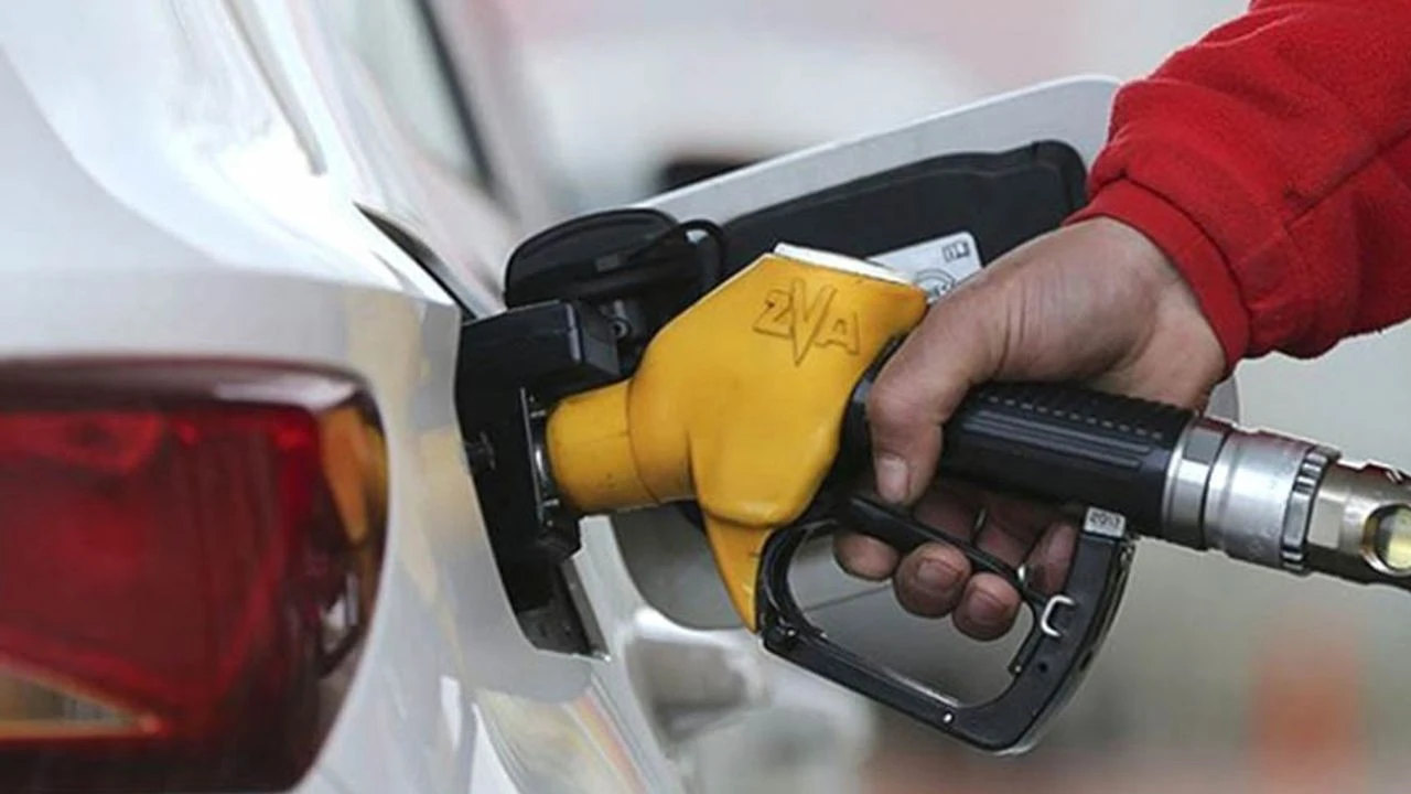 Motorine zam geldi, pompa fiyatlarına yansıdı Görseli