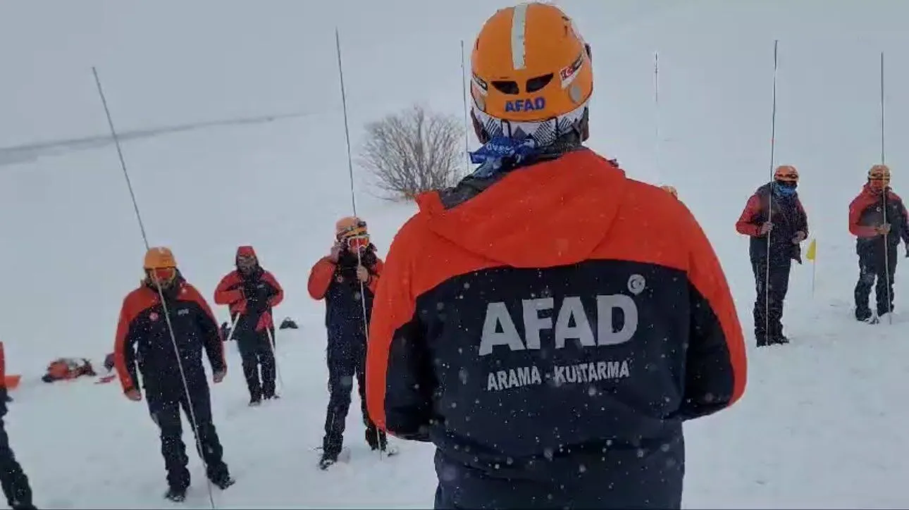 Van’da AFAD personeline çığ eğitimi Görseli