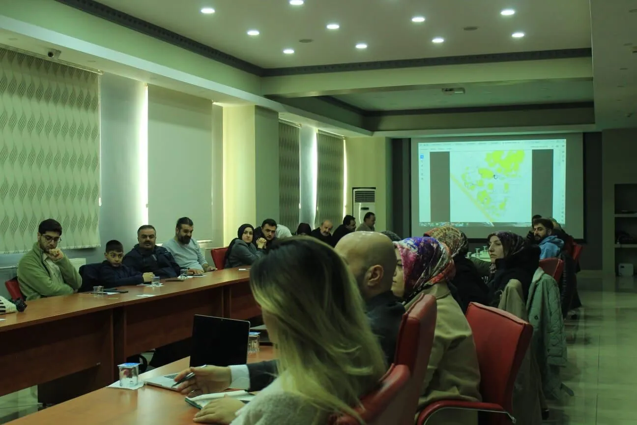 Van’daki o projenin ilk ay etkinlikleri tamamlandı! Geçmişten geleceğe Van’ı tanıyorlar Görseli