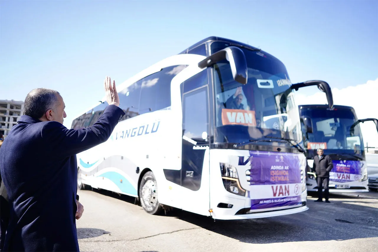 Büyük kongreye Van'dan büyük çıkarma Görseli