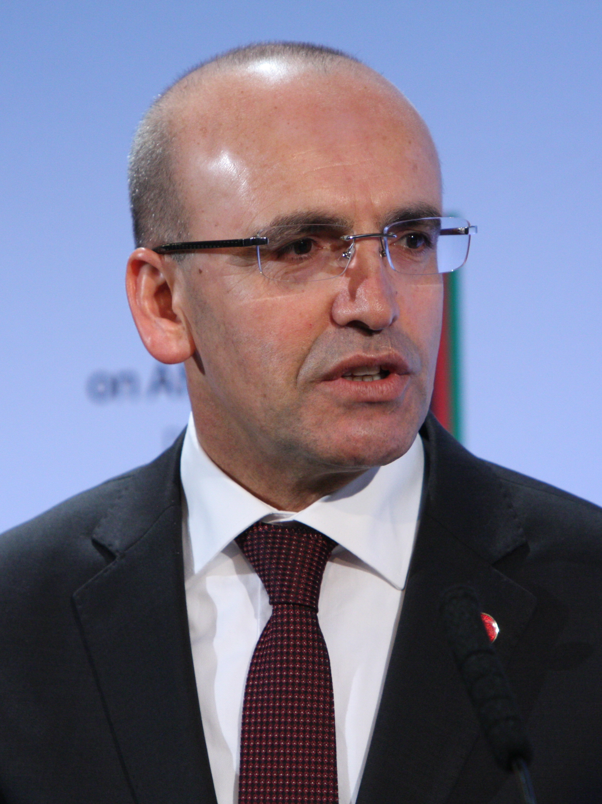 Mehmet Şimşek'ten işsizlik oranı ile ilgili açıklama Görseli