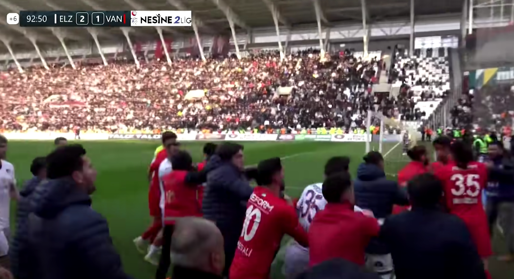 Vanspor'a saldıran Elazığspor'a TFF tarafından Fair-Play ödülü verildi! Görseli