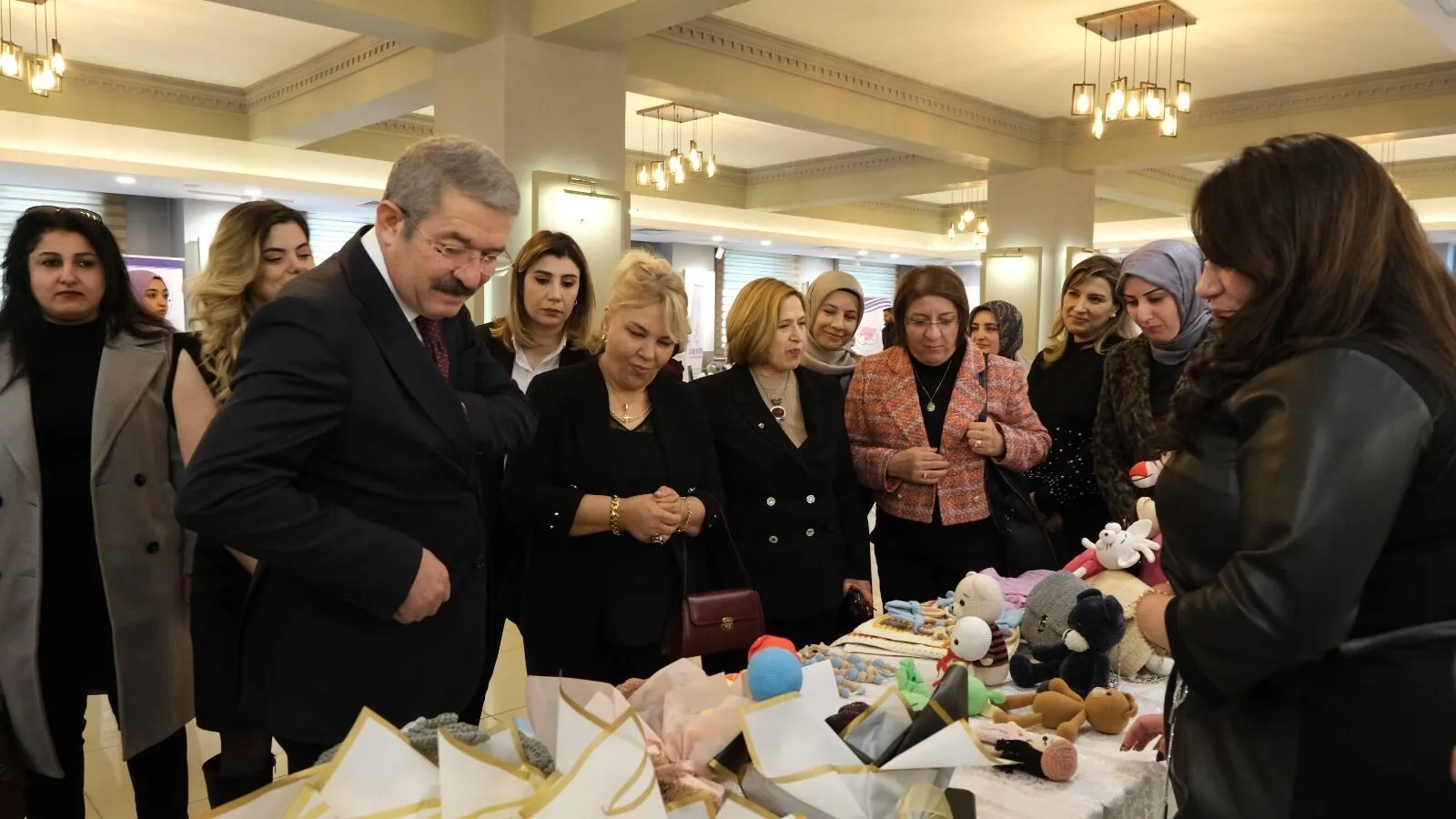 Van’da el emeği ürünler sergilendi Görseli