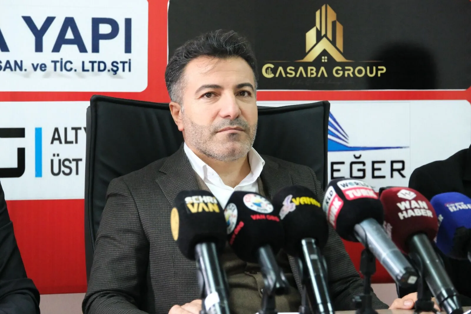 Başkan Temel: ''Hukuksuzluğa karşı geri adım atmayacağız'' Görseli