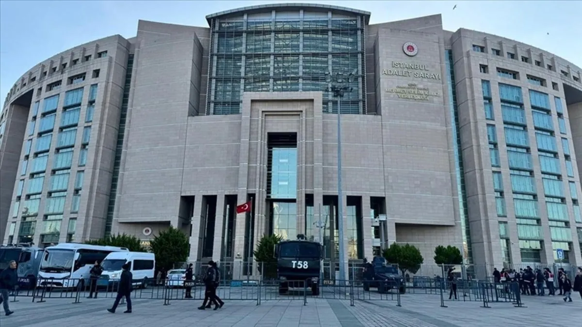 İBB’ye Yönelik Yolsuzluk Soruşturmasında Mahkemeden Kritik Kararlar! Görseli