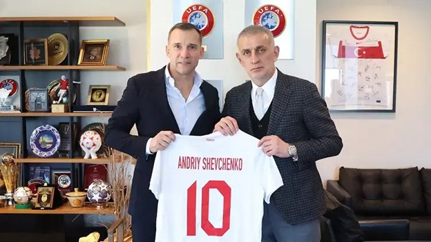 Shevchenko'dan Riva'da Futbol Diplomasisi Hamlesi Görseli