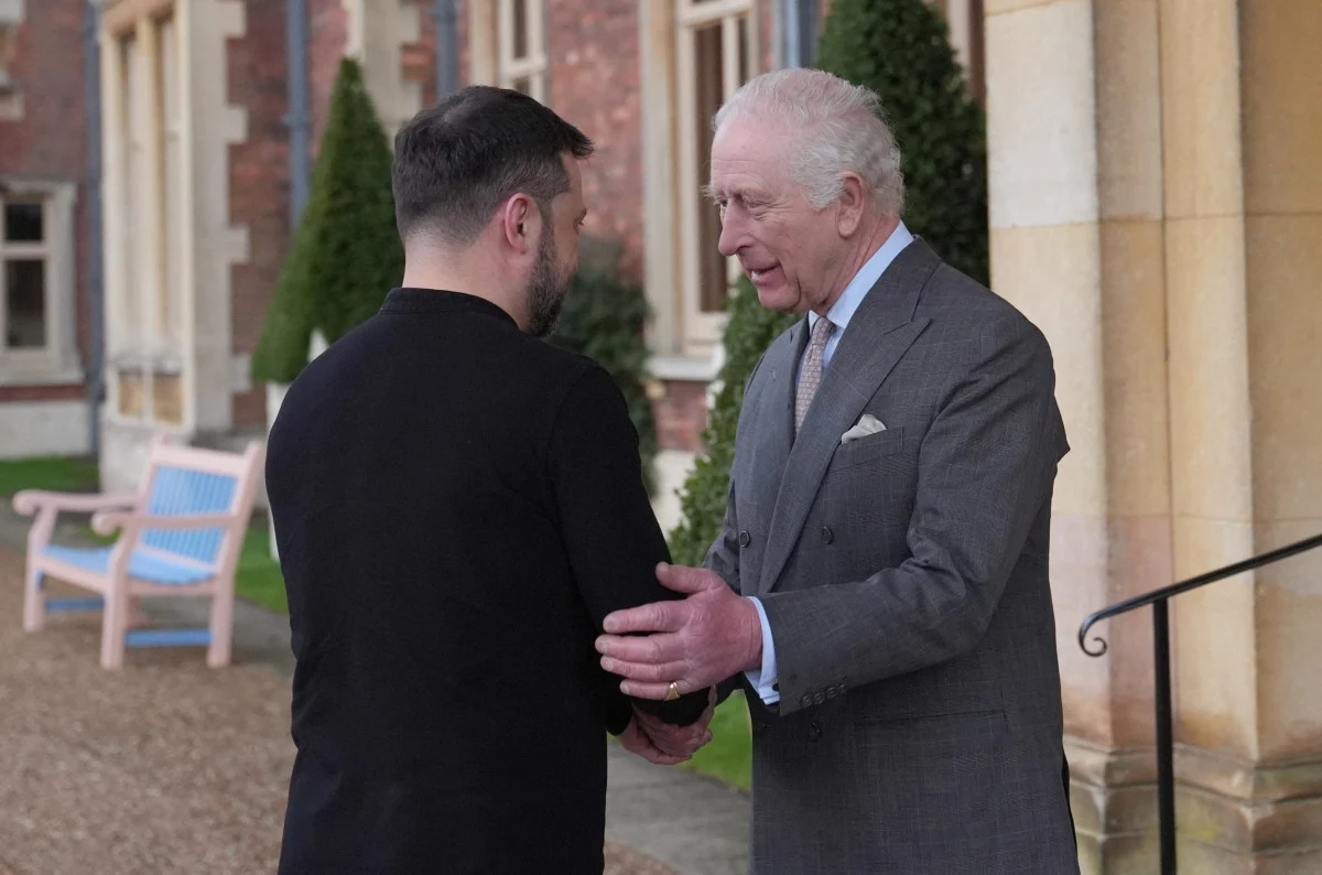 Londra’da Zelensky’ye Destek Mesajı Görseli