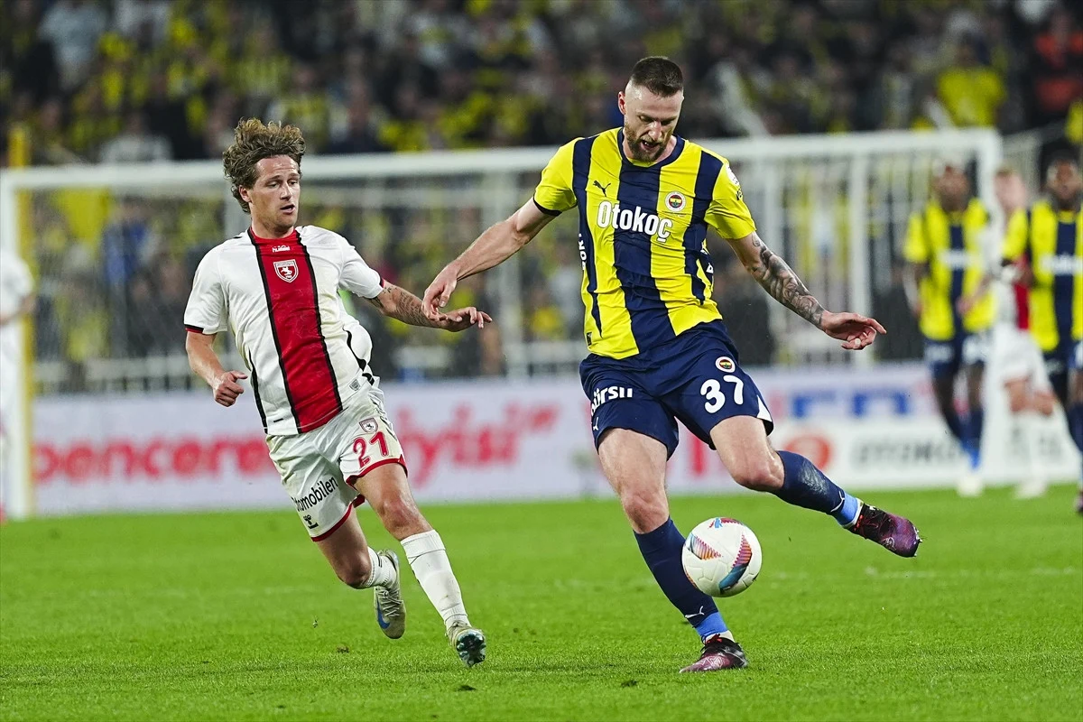 Fenerbahçe şampiyonluk yolunda ağır yara aldı! Görseli