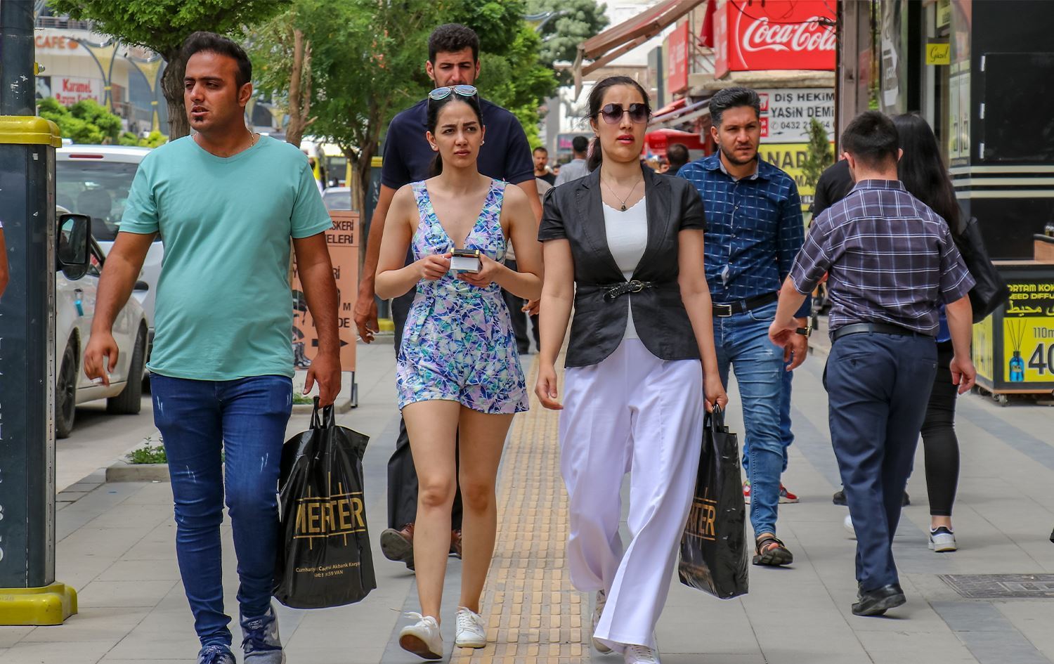 İranlı Turist Azaldı, Van Turizmi Zor Günler Geçiriyor Görseli