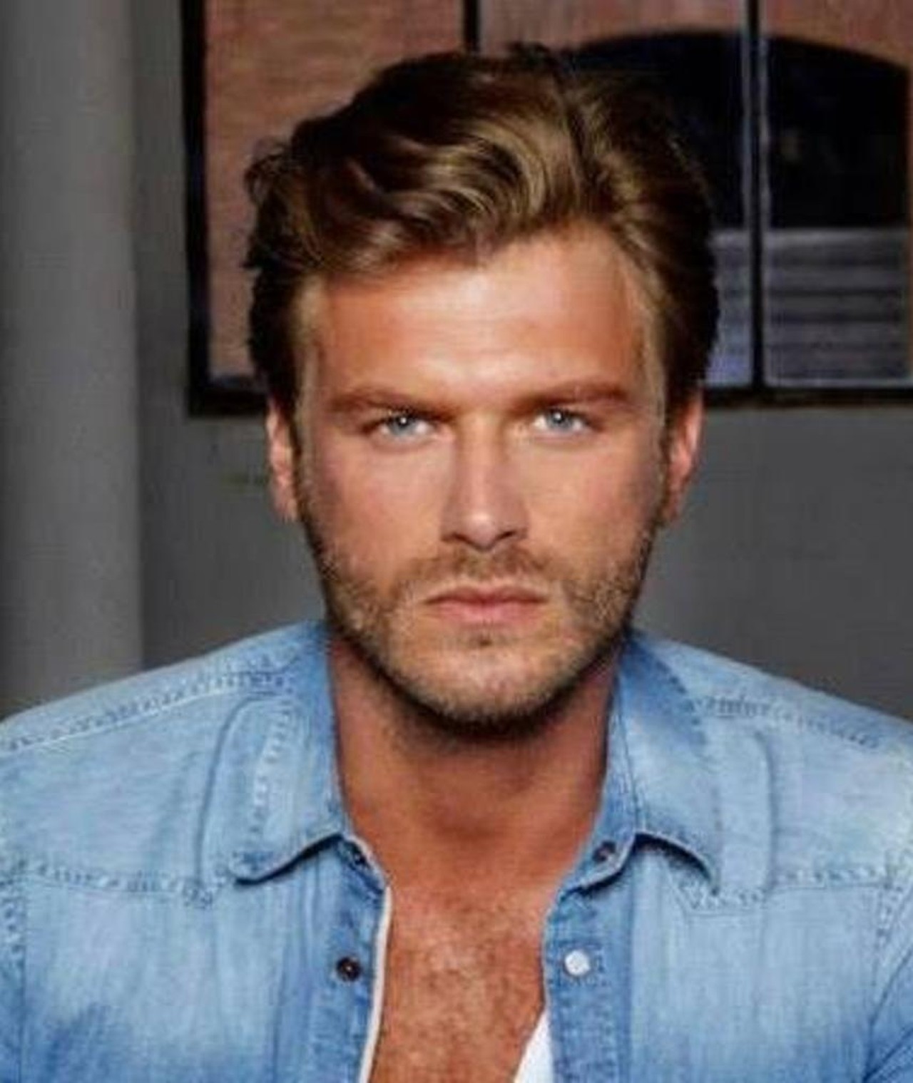 Kıvanç Tatlıtuğ’dan Bayram Mesajı: “Gençler Tutukluyken Bayramım Yok” Görseli