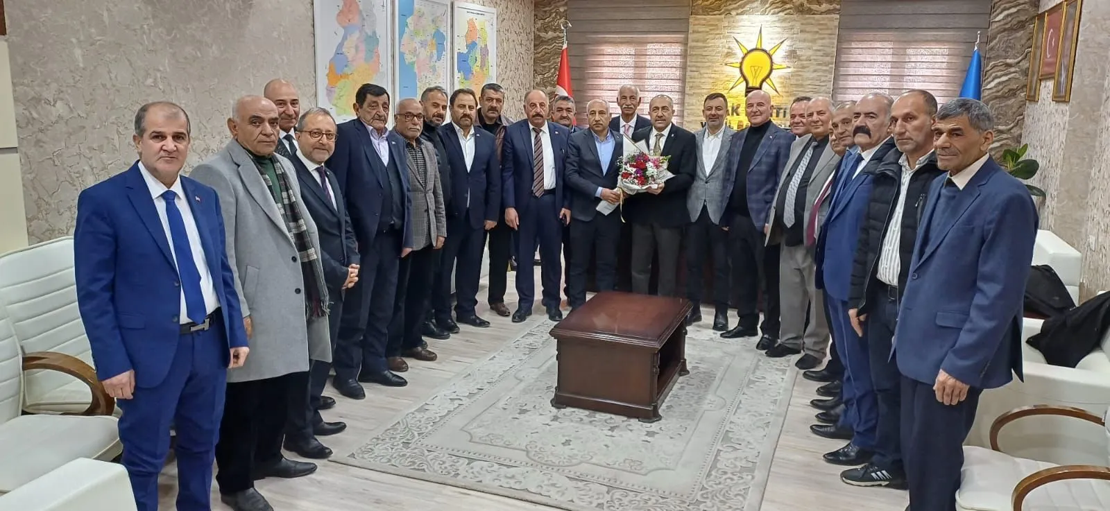 MHP’den AK Parti’ye Van’da ‘Hayırlı Olsun’ Ziyareti Görseli