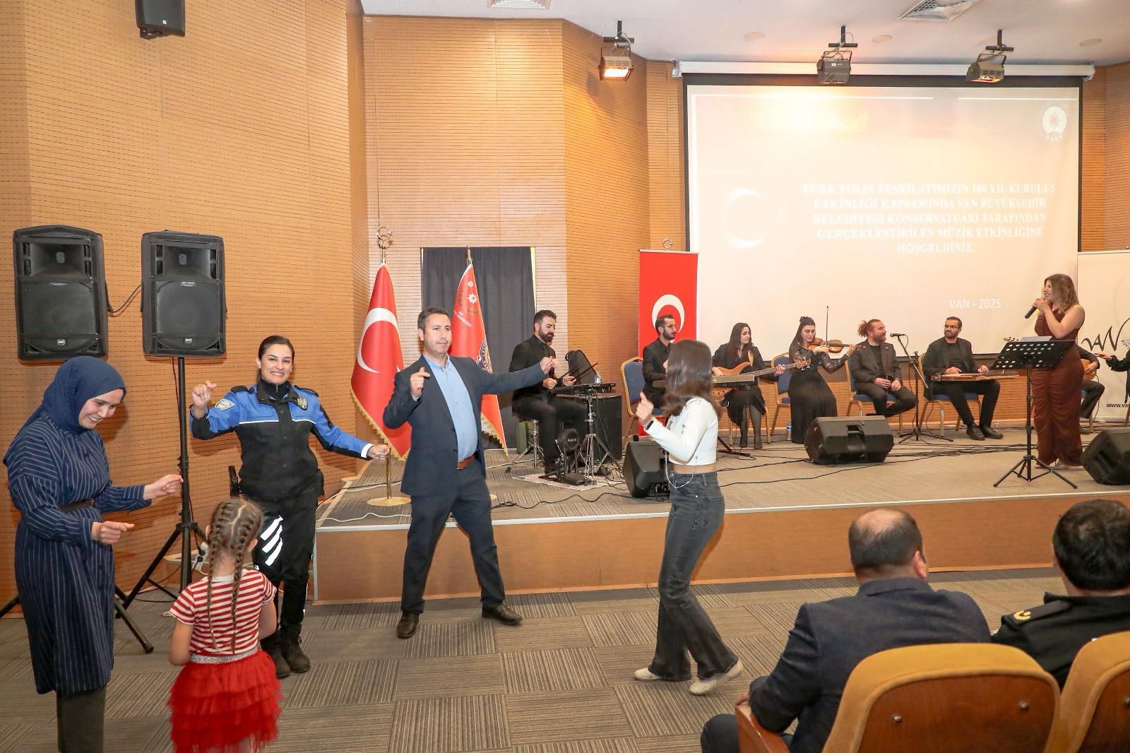 Polis Haftası Van'da Coşkuyla Kutlandı Görseli