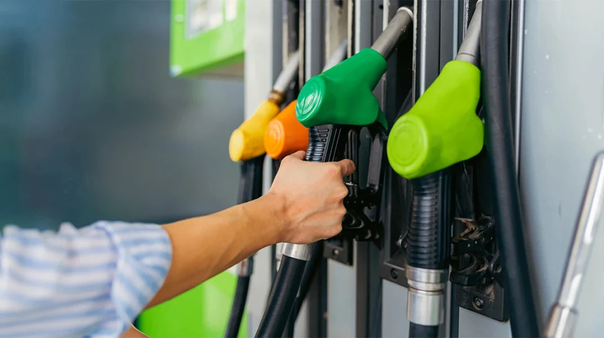 Benzine Yeni Zam Kapıda Görseli