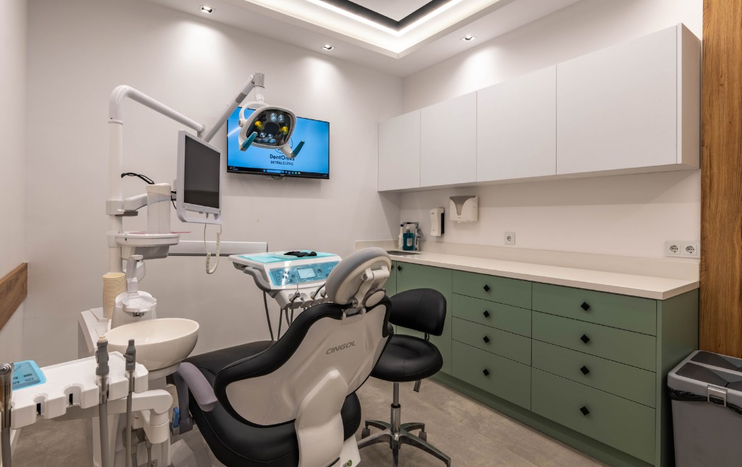 Dentoniks İle Bursa’da Kapsamlı Ağız ve Diş Bakımı Görseli
