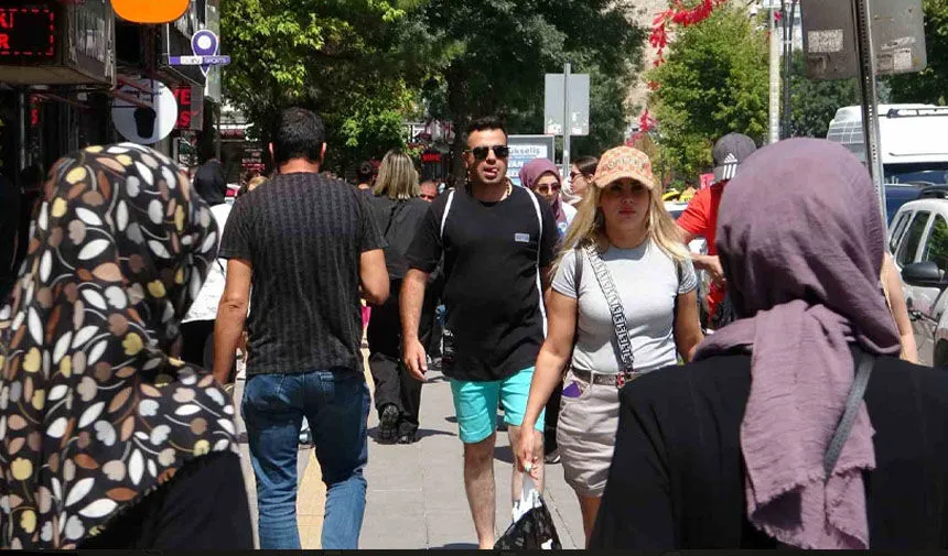 Vanlı Turizmciler Tedirgin: Havalimanı Kapanışı Turizmi Vurabilir Görseli