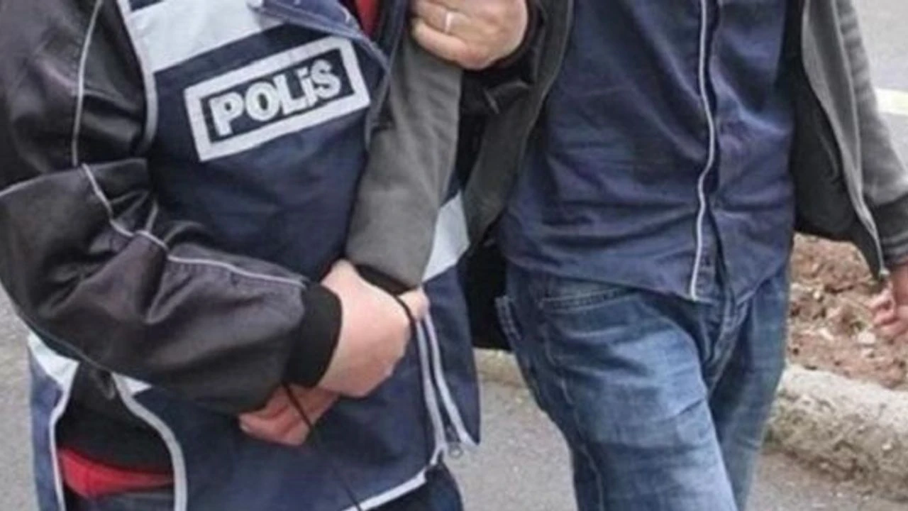 Van’da Göçmen Kaçakçılığına Darbe: 3 Organizatör Tutuklandı Görseli