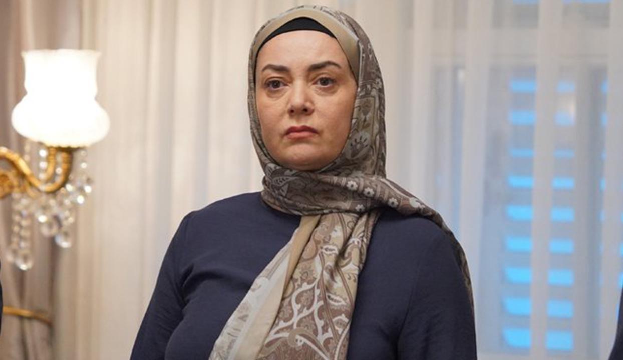 Kızılcık Şerbeti Pembe Diziden Ayrılıyor mu? Görseli