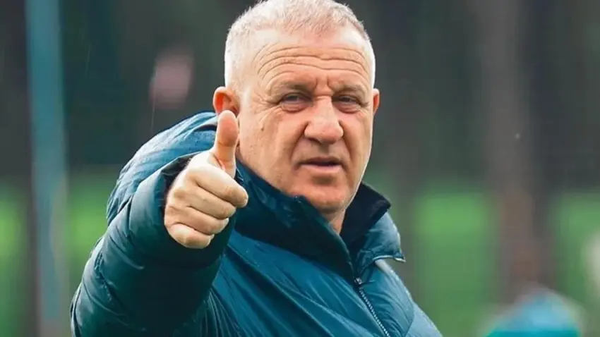 Vanspor taraftarlarının istediği Mesut Bakkal'ın yeni adresi Görseli