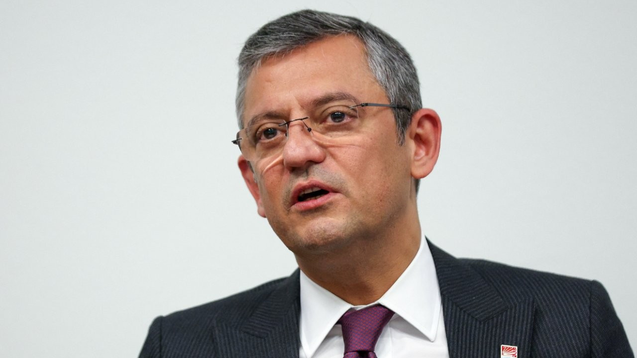 Özgür Özel Kimdir, Nerelidir, Kaç Yaşındadır? İşte CHP Genel Başkanı'nın Hayatı Görseli