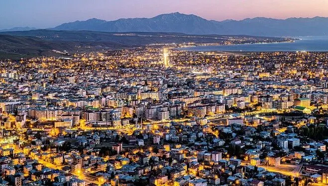 Van’da Konut Satışları Yükselişte: Mart 2025 Verileri Açıklandı! Görseli