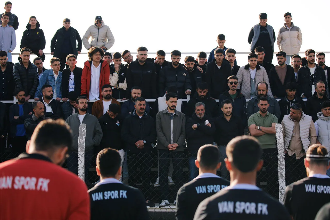 Vanspor’a Taraftarlardan Maç Öncesi Moral Dopingi Görseli